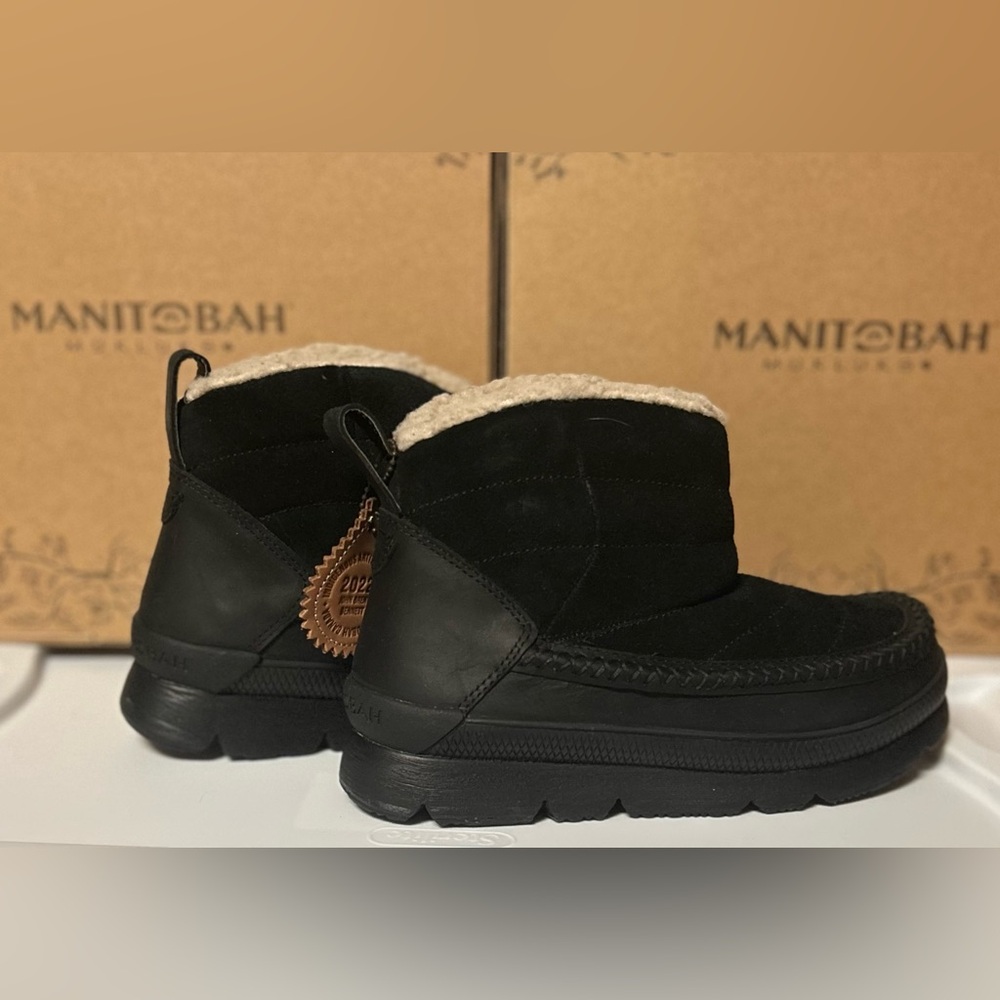 Manitobah Woman’s WP Pacific Insulated Black Pull On Puffer Boots 7, 7.5 or 8 - Picture 3 of 11